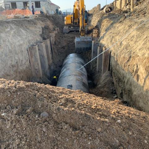 D1800 olan boru kəmərinin tikintisi